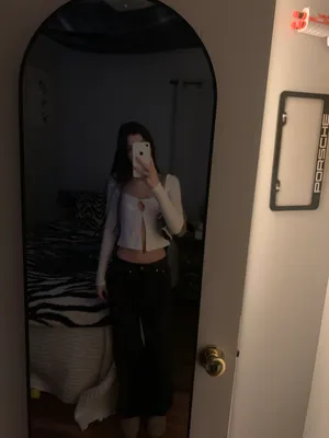 Top thumbnail 3