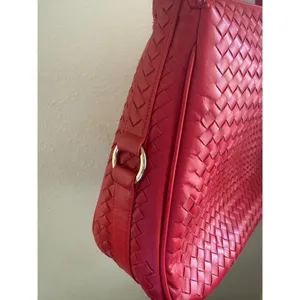 Boutique Leather Purse Red Woven Shoulder Bag Intricate Weaving Tassel Accent thumbnail 5