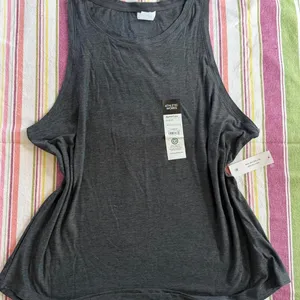 Athletic Works gray tank top  Medium #athletic #activewear thumbnail 1