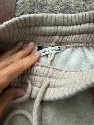Abercrombie & Fitch Sunday Essential Shorts thumbnail 4