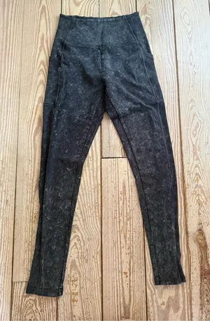 OFFLINE by Aerie Mineral Wash Ribbed Hi-Rise Leggings M thumbnail 1
