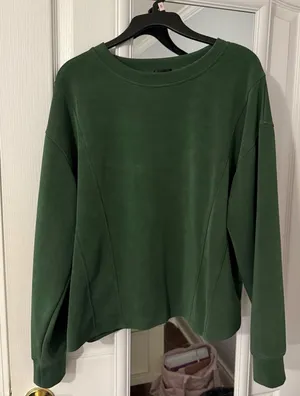 Buckle Pullover  thumbnail 1
