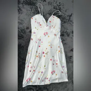 Princess Polly Lyrical Mini Dress in White Size 0 New with tag thumbnail 7