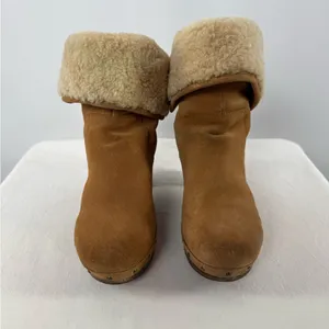 UGG Lynnea Fold Over Suede Shearling Clog Boot‎ in Brown Size 7 thumbnail 3