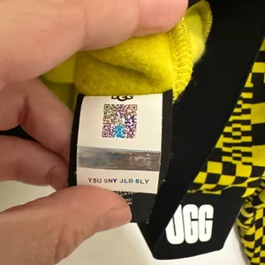 UGG RTW | Woman's Mallory Checkerboard Neon Green Black‎ Cropped Hoodie, Size M thumbnail 9