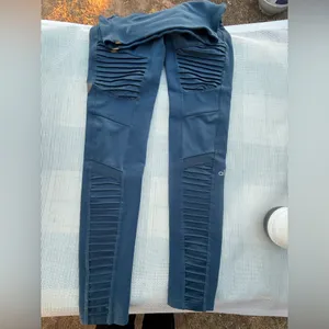 Alo Womens Leggings Small Size Blue Color thumbnail 4