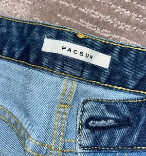 PacSun 90s Boyfriend Jeans thumbnail 4