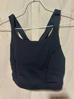 Lululemon bra thumbnail 1