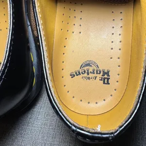 Dr. Martens Black smooth Leather Oxford Shoes Women’s 7 Yellow Stitch Lace Up thumbnail 7