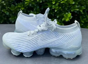 Nike Air Vapor Max 3.0 White/Pure Platinum/ Metallic Silver Women’s Size 8.5 thumbnail 5