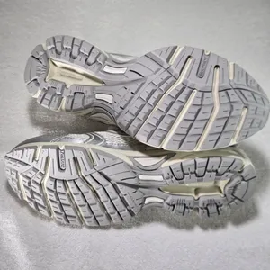 Saucony Ride Millennium Silver Cream Metallic Sneakers Women’s 10 NWOT thumbnail 9