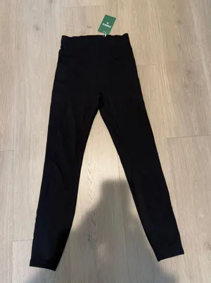 Halara leggings thumbnail 1