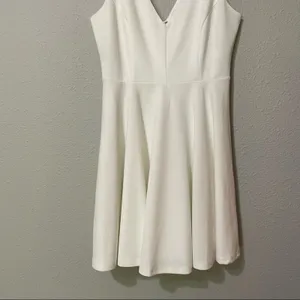 Lulus White V Neck Sleeveless Fit & Flare Mini Dress Womens M Bridal Prom Formal thumbnail 4
