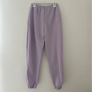 Pretty Little Thing Lilac Purple Joggers thumbnail 4