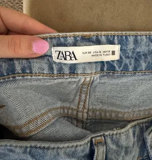 High Waisted Boyfriend Jeans thumbnail 4