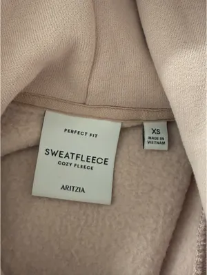 Aritzia Perfect TNA Cozy Fleece Hoodie Dusty Pink thumbnail 2