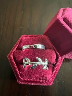 Women’s Stainless Steel Silver Stackable Rings 2 Pack Set Size 7 thumbnail 2
