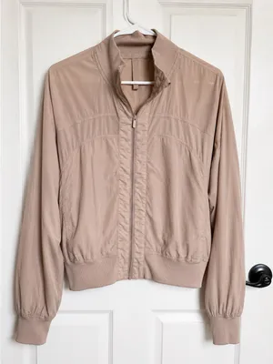 Lululemon Serve It Jacket in a light blush pink size 8 thumbnail 2