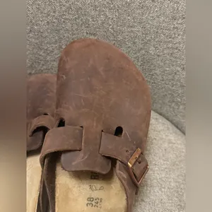 Birkenstock Dark Brown Boston Oiled Leather Clogs - size 38 thumbnail 4
