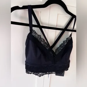 Savage x Fenty NWT Women’s Lace Race Low Impact‎ Sports Bra Size Medium thumbnail 6