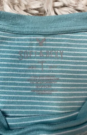 T-shirt thumbnail 3
