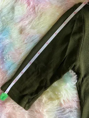3/4 Short sleeve Crop Top thumbnail 8