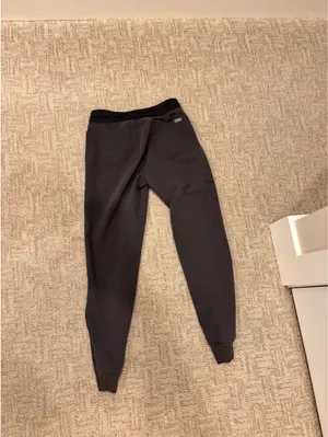 FIGS Scrub Jogger Pants thumbnail 5