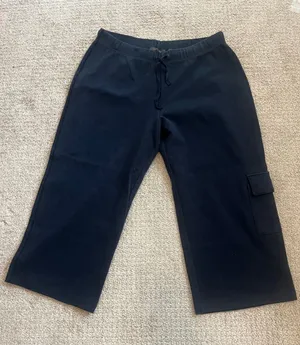 Amber Sun Cargo‎ Capri Pants Womens L Navy Blue Cropped Wide Leg Loungewear thumbnail 1