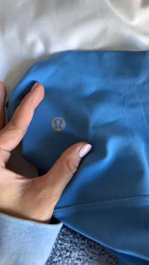 Lululemon Leggings Align 23” size 2  thumbnail 4