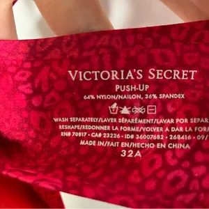 Victoria’s Secret push up bra hot pink animal‎ print women’s size 32A sexy thumbnail 4