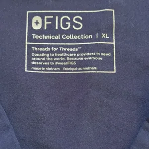 FIGS Casma Three Pocket Scrub Top Navy Blue Womens XL thumbnail 4