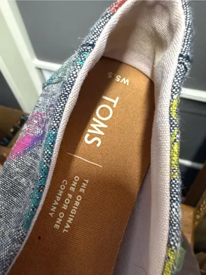 TOMS Women’s Gray Foil Butterfly Slip-On Shoes thumbnail 5