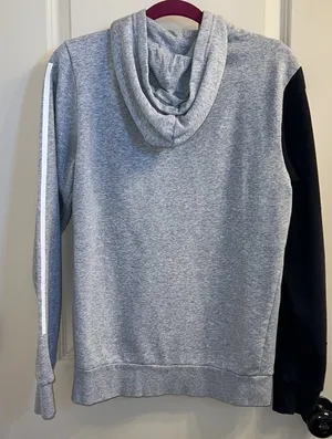 Adidas Hoodie thumbnail 4