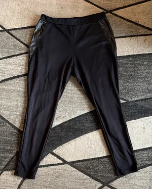 I.N. studio black leggings with leather accents XL thumbnail 1