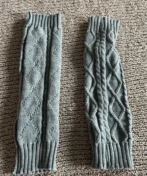 Stylish Gray Cable Knit Leg Warmers thumbnail 1