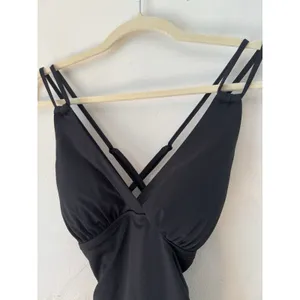 NWT Jantzen Black Ruched Tummy Control One Piece Swimsuit Size 4 thumbnail 5