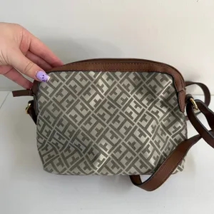 Tommy Hilfiger tan adjustable crossbody zip‎ pocket shoulder purse bag gold thumbnail 6