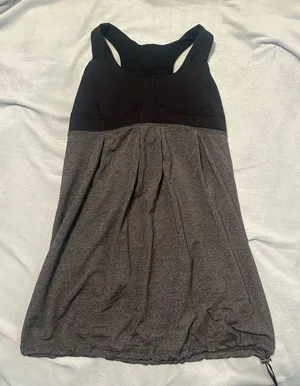 Lululemon tank top size 6 thumbnail 1