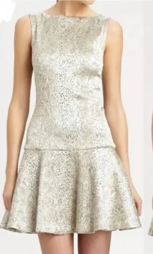 NWT Alice+ Olivia $440 Lora Drop Waist Skater Dress Size M‎ Silver Metallic thumbnail 1