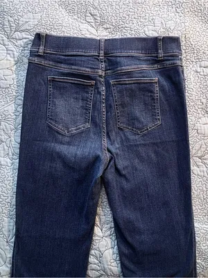💥SPANX Pull On Flare Jeans Dark Wash High Rise Stretch Denim Size L🧡 thumbnail 8