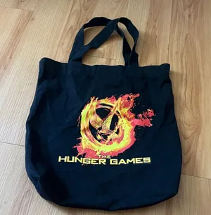 The Hunger Games Black Tote Bag Flaming thumbnail 1