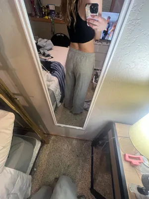 H&M gray wide leg sweatpants thumbnail 2
