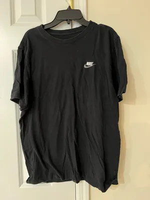 Nike Men’s cotton black Tshirt thumbnail 1