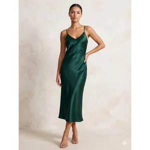 House of Harlow 1960 Green Satin V-Neck Slip Midi Dress Adjustable Straps M thumbnail 2