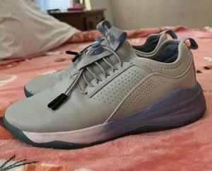 Cloves Shoes Gray Size 8 thumbnail 1
