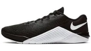 Nike Metcon 5‎ training shoes size 10 black & white sneakers thumbnail 1