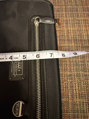 Tumi Black Hanging Toiletry Bag thumbnail 11