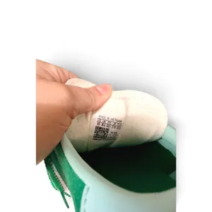 Adidas women's Gazelle green semi flash aqua Sneakers Size 10 thumbnail 6