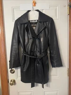 Wilson’s Pelle Studio Black Leather Double-Breasted Trench Coat with Tie Belt thumbnail 1