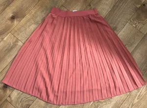 Pleated Skirt Size M thumbnail 4